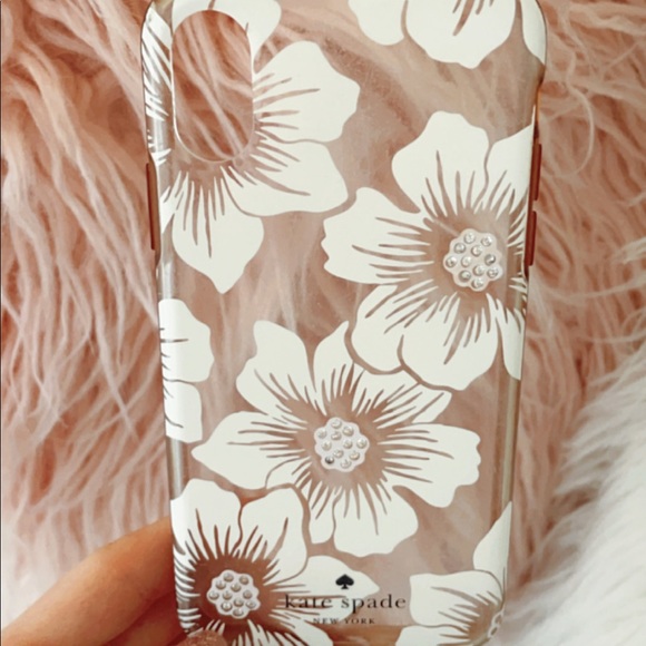 KATE SPADE CASE BUNDLE! - Picture 2 of 6